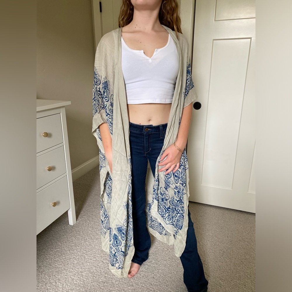 Flowy Blue Grey Kimono
